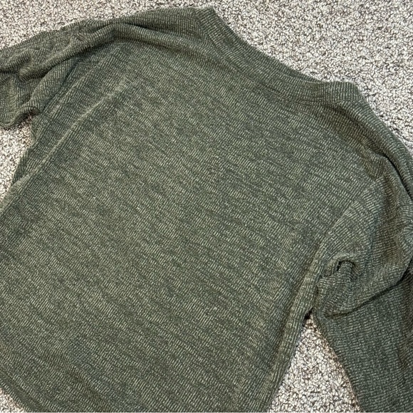 Max Studio Dark Green Long Sleeve Top - Picture 3 of 7